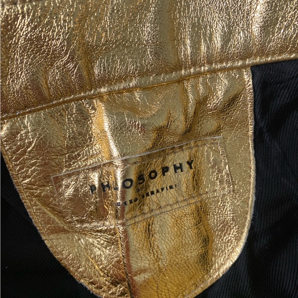 Metallic gold pants - Picture 3 of 7